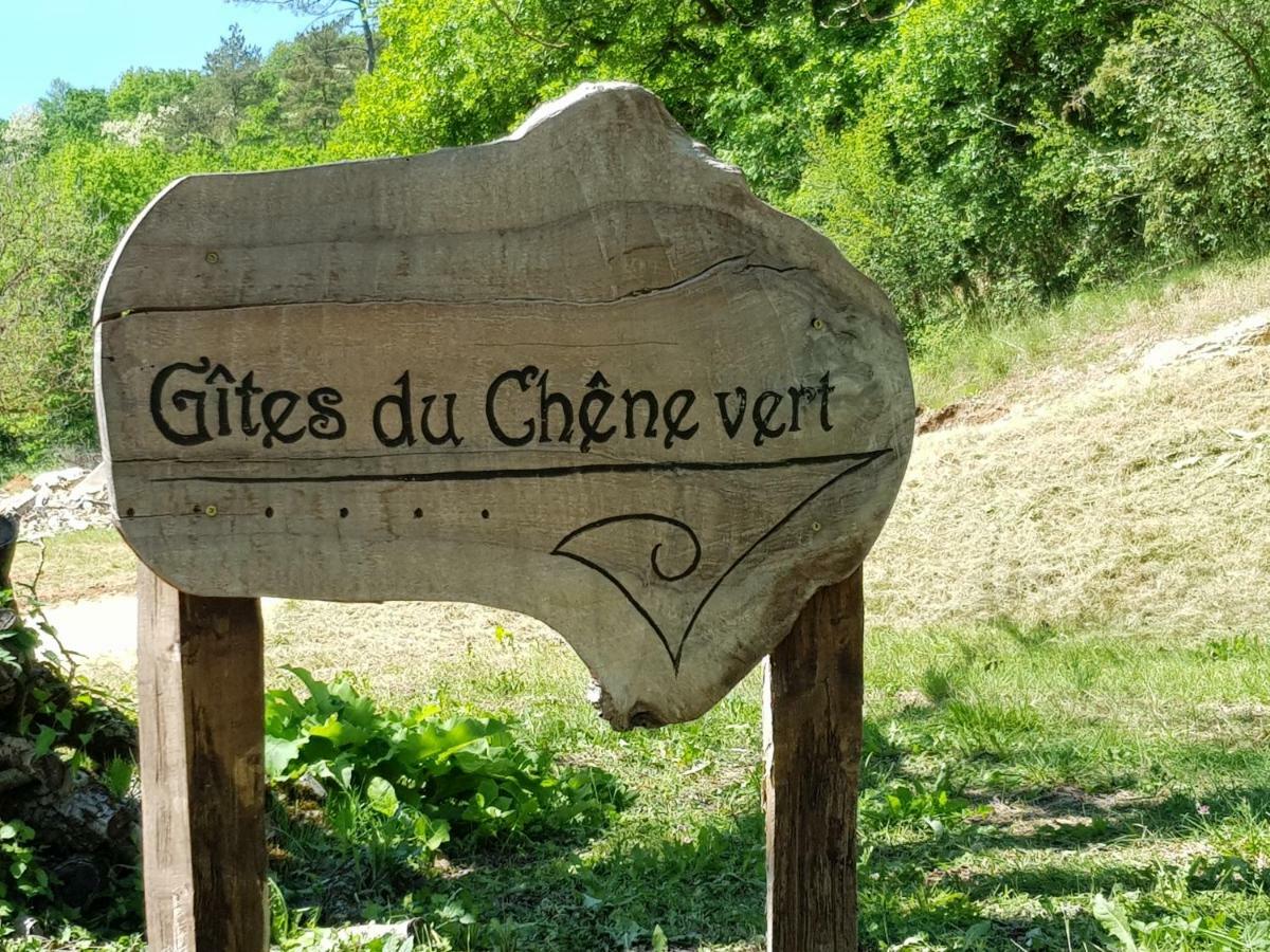 Gites Du Chene Vert Монтиньяк Экстерьер фото